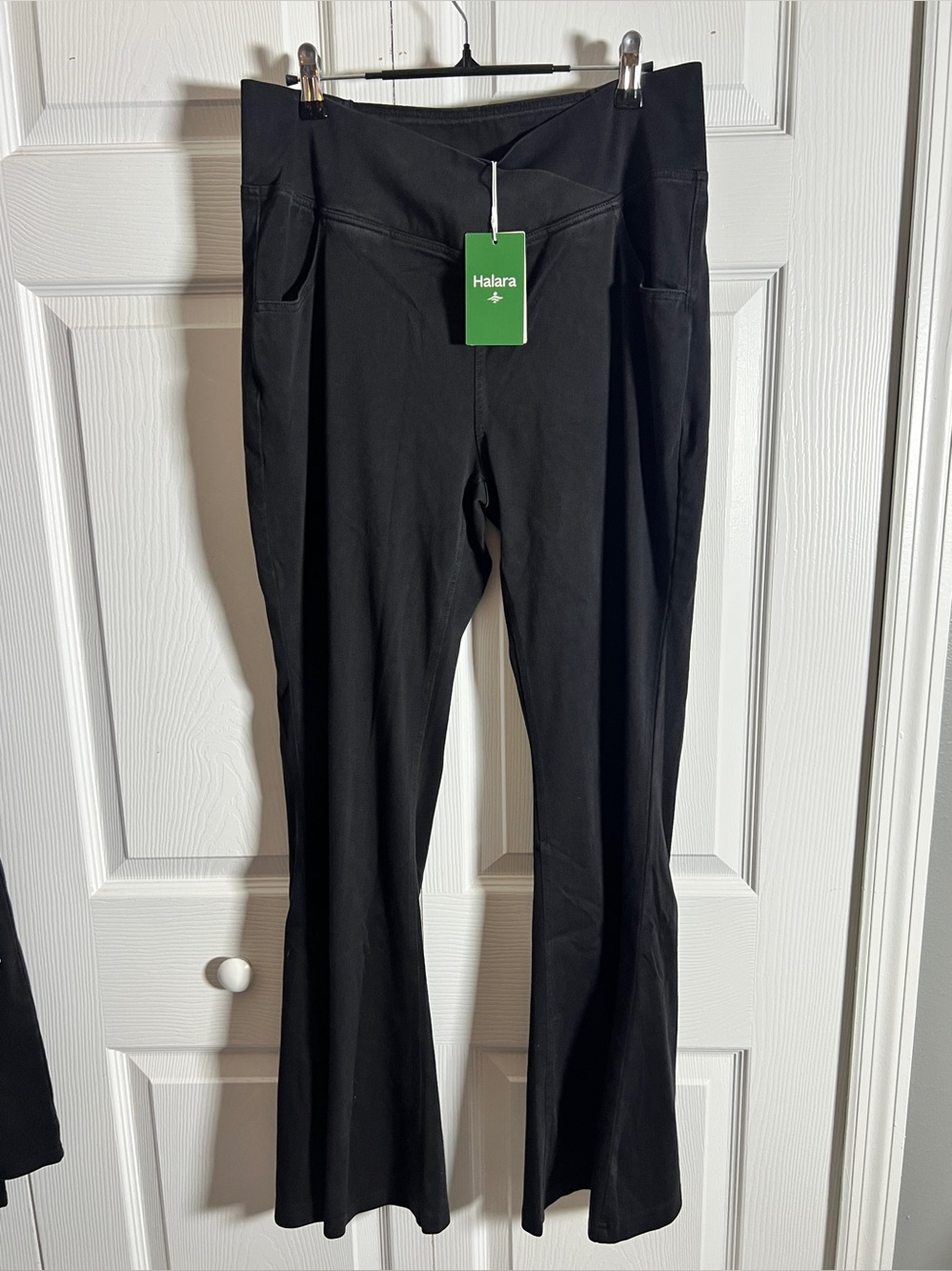 HALARA Black Flare Wide-Leg Ponte Pants
